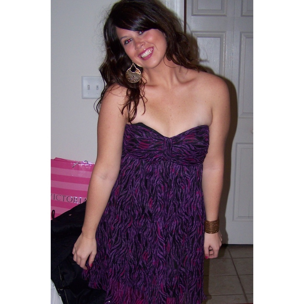 True Y2K Vintage, Circa 2007 Strapless Silk Purple/Black Cocktail Dress, size 10